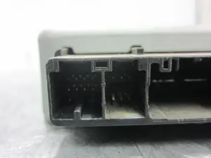 Foto de MODULO ELECTRONICO TOYOTA YARIS (XP13) Híbrido 74 kW (1.5 Ltr. - 55 kW 16V) (101 CV / 74 KW) referencia 896500D373 foto 6