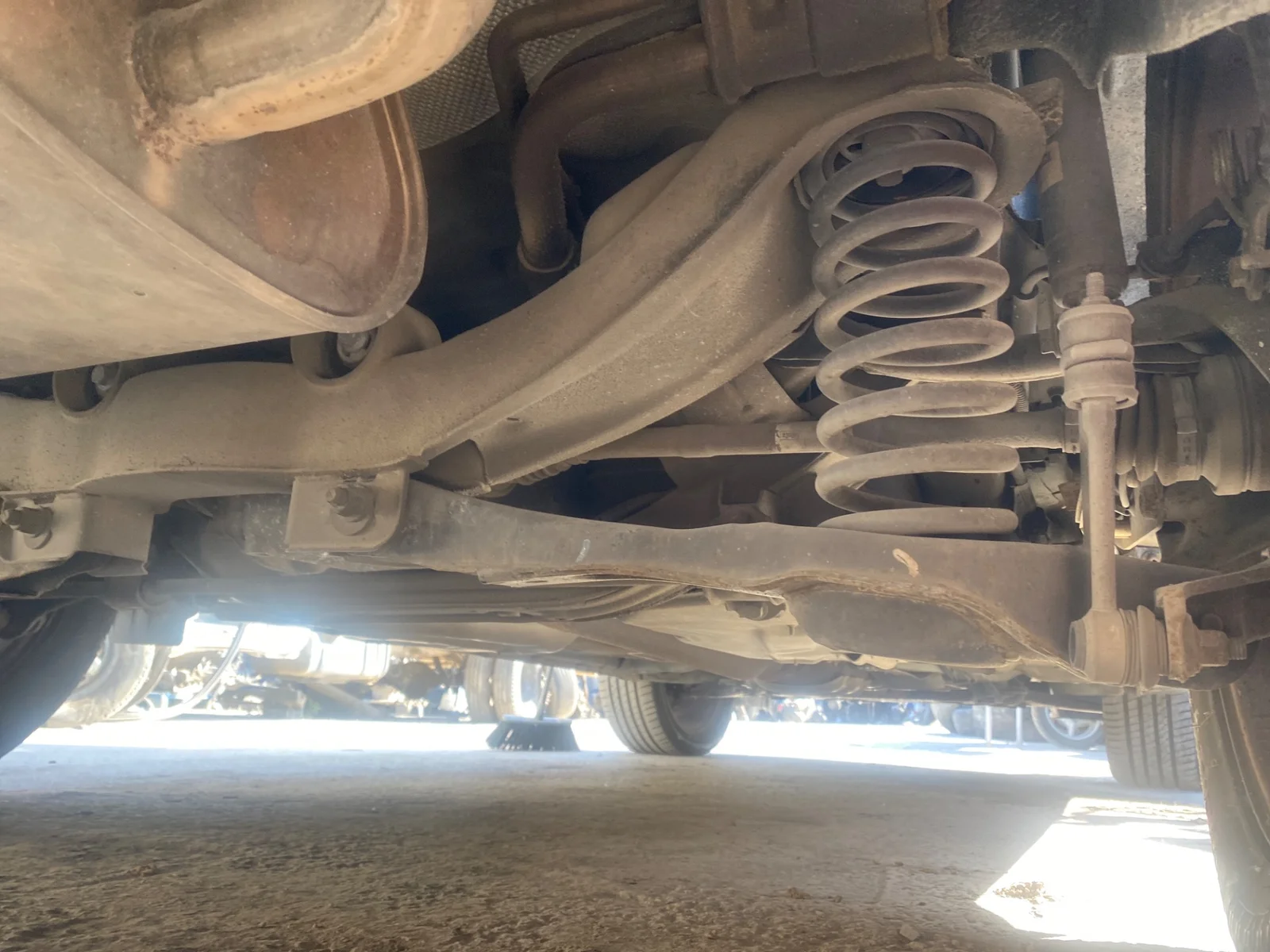 Foto de AMORTIGUADOR TRASERO DERECHO FORD KUGA (CBV) 2.0 TDCi CAT (136 CV / 100 KW)