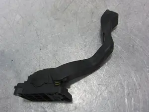 Foto de POTENCIOMETRO PEDAL PEUGEOT 307 BREAK / SW (S1)(04.2002) 2.0 HDi FAP CAT (107 CV / 79 KW) referencia 9646702180 foto 2