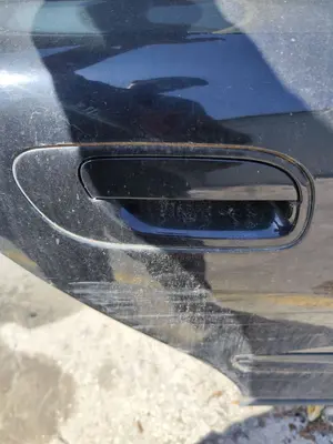 Foto de MANETA EXTERIOR TRASERA DERECHA VOLVO S60 BERLINA 2.4 Diesel (126 CV / 93 KW) referencia 9187669