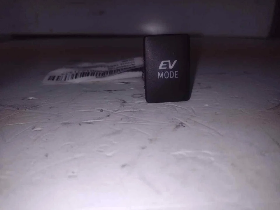 Foto de INTERRUPTOR TOYOTA YARIS (KSP1/NLP1/NSP1) referencia 15C866