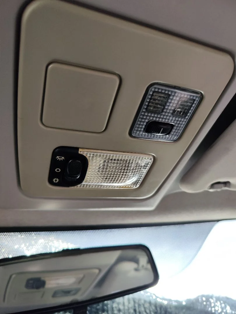 Foto de LUZ INTERIOR CITROEN BERLINGO 2.0 HDi CAT (RHY / DW10TD) (90 CV / 66 KW) referencia 6362K9