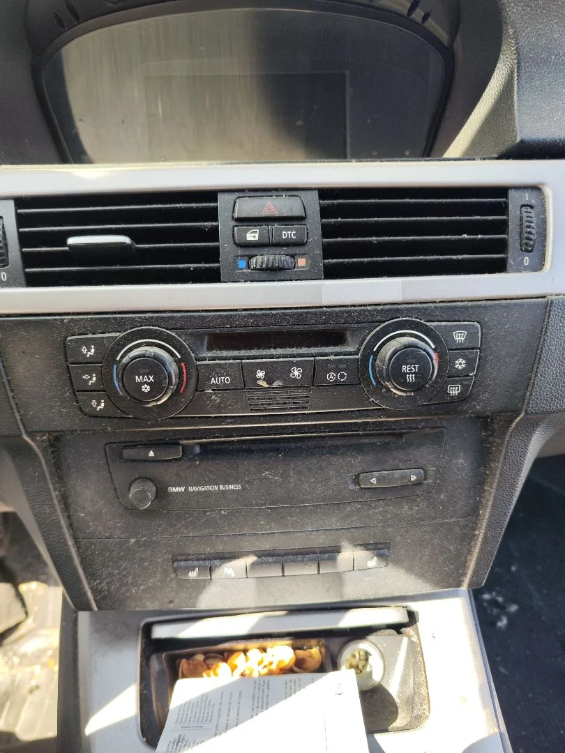 Foto de MANDO CALEFACCION / AIRE ACONDICIONADO BMW SERIE 3 BERLINA (E90) 2.0 16V Diesel (163 CV / 120 KW)