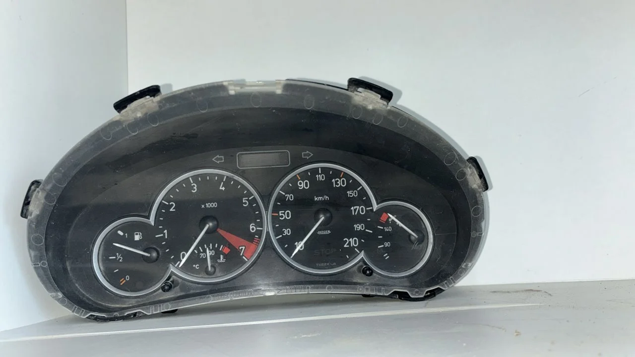 Foto de CUADRO INSTRUMENTOS PEUGEOT PARTNER (S1)(07.1996) referencia 555000301000