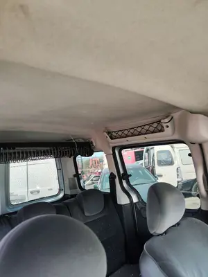 Foto de TECHO INTERIOR CITROEN BERLINGO 2.0 HDi CAT (RHY / DW10TD) (90 CV / 66 KW) foto 2