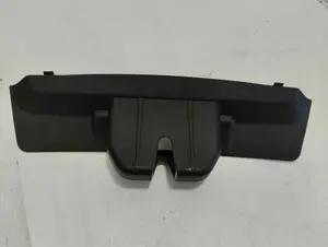 Foto de MOLDURAS TRASERAS PORSCHE CAYENNE (TIPO 92A) referencia 7P5827520E