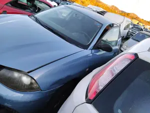 Foto de PUERTA DELANTERA IZQUIERDA SEAT IBIZA BERLINA (6J5) 1.4 TDI (80 CV / 59 KW) referencia 6J4831055 foto 2