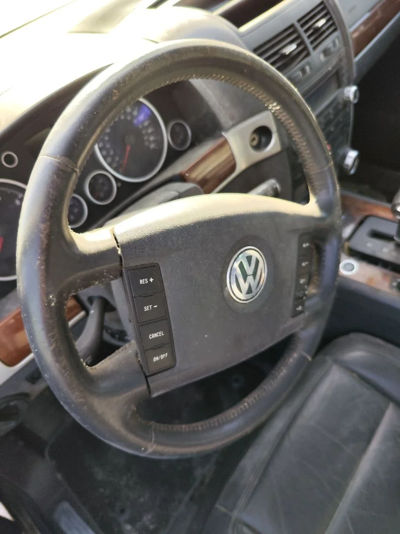 Foto de VOLANTE VOLKSWAGEN TOUAREG (7L6) 4.2 V8 32V FSI (350 CV / 257 KW)