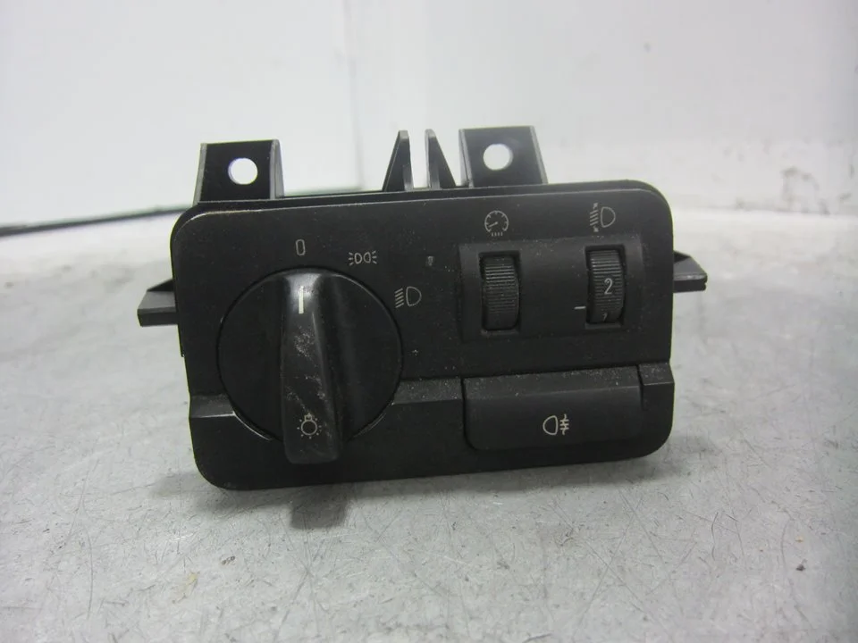 Foto de MANDO LUCES BMW SERIE 3 COMPACTO (E46) M47N204D4 referencia 6919824