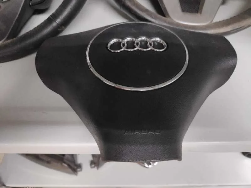 Foto de AIRBAG DELANTERO IZQUIERDO AUDI A5 COUPE (8T) referencia 8E0880201J6PS