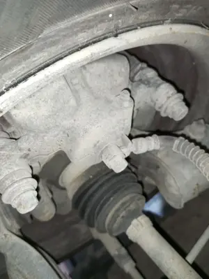 Foto de PINZA DE FRENO DELANTERA DERECHA KIA PICANTO (SA) 1.1 CAT (65 CV / 48 KW) referencia 5813007500