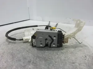 Foto de CERRADURA PUERTA DELANTERA IZQUIERDA FIAT 500X (334) 1.0 CAT (120 CV / 88 KW) referencia 52139902