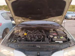 Foto de ARTICULACION LIMPIA DELANTERA RENAULT LAGUNA II (BG0) 2.2 dCi Turbodiesel (150 CV / 110 KW)