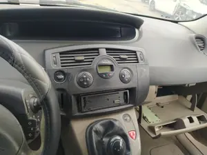 Foto de RESISTENCIA CALEFACCION RENAULT SCENIC II (JM) 1.6 16V (113 CV / 83 KW) referencia 7701207718