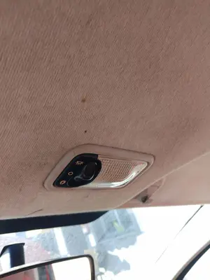 Foto de LUZ INTERIOR PEUGEOT 107 1.0 CAT (384F) (68 CV / 50 KW)