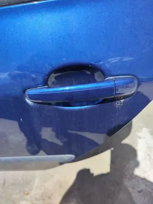 Foto de MANETA EXTERIOR TRASERA IZQUIERDA PEUGEOT 307 BERLINA (S2) 1.4 16V CAT (KFU / ET3J4) (88 CV / 65 KW)