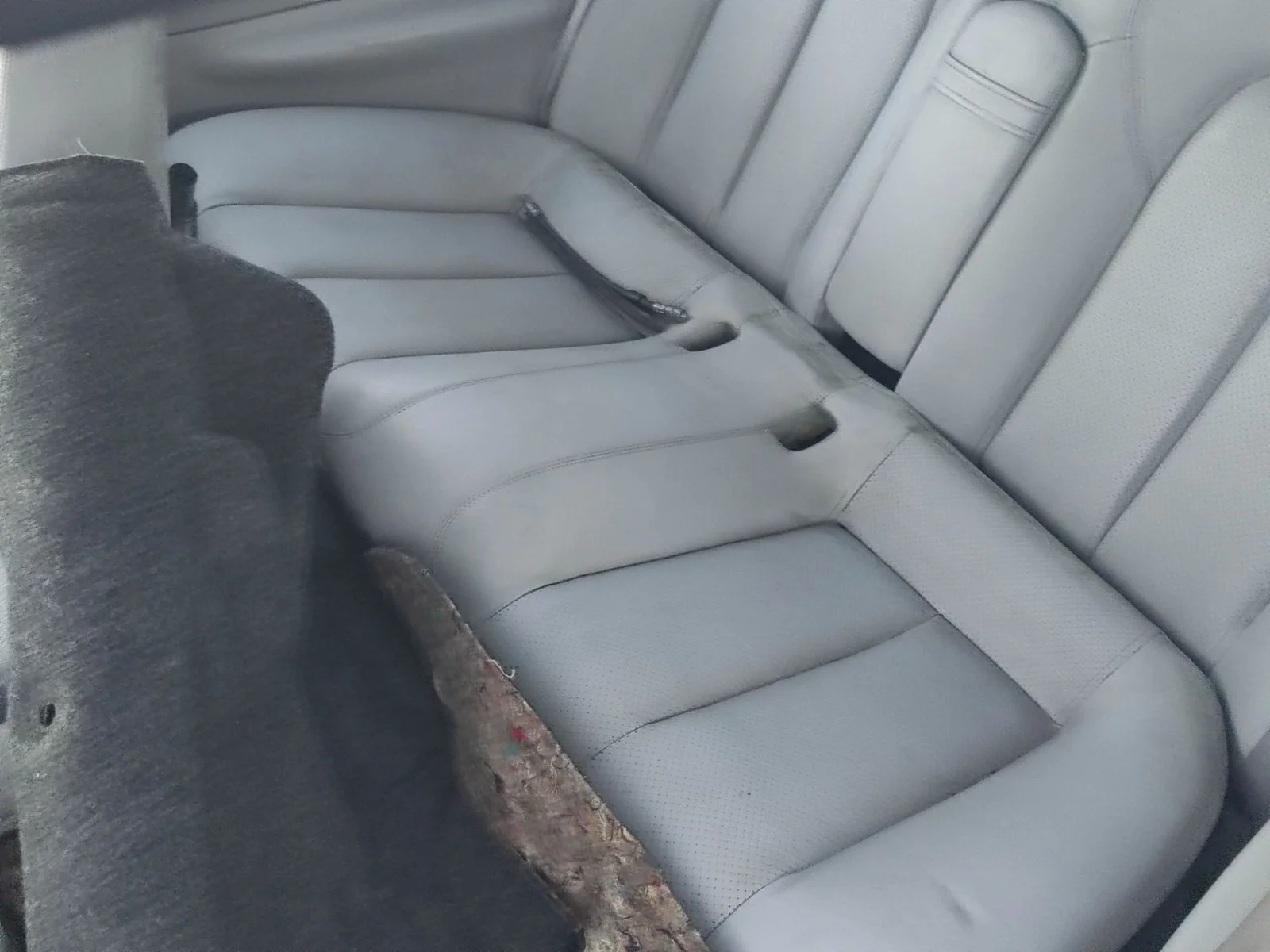 Foto de ASIENTOS TRASERO IZQUIERDO MERCEDES-BENZ CLK (BM 208) CABRIO 3.2 V6 18V CAT (218 CV / 160 KW)