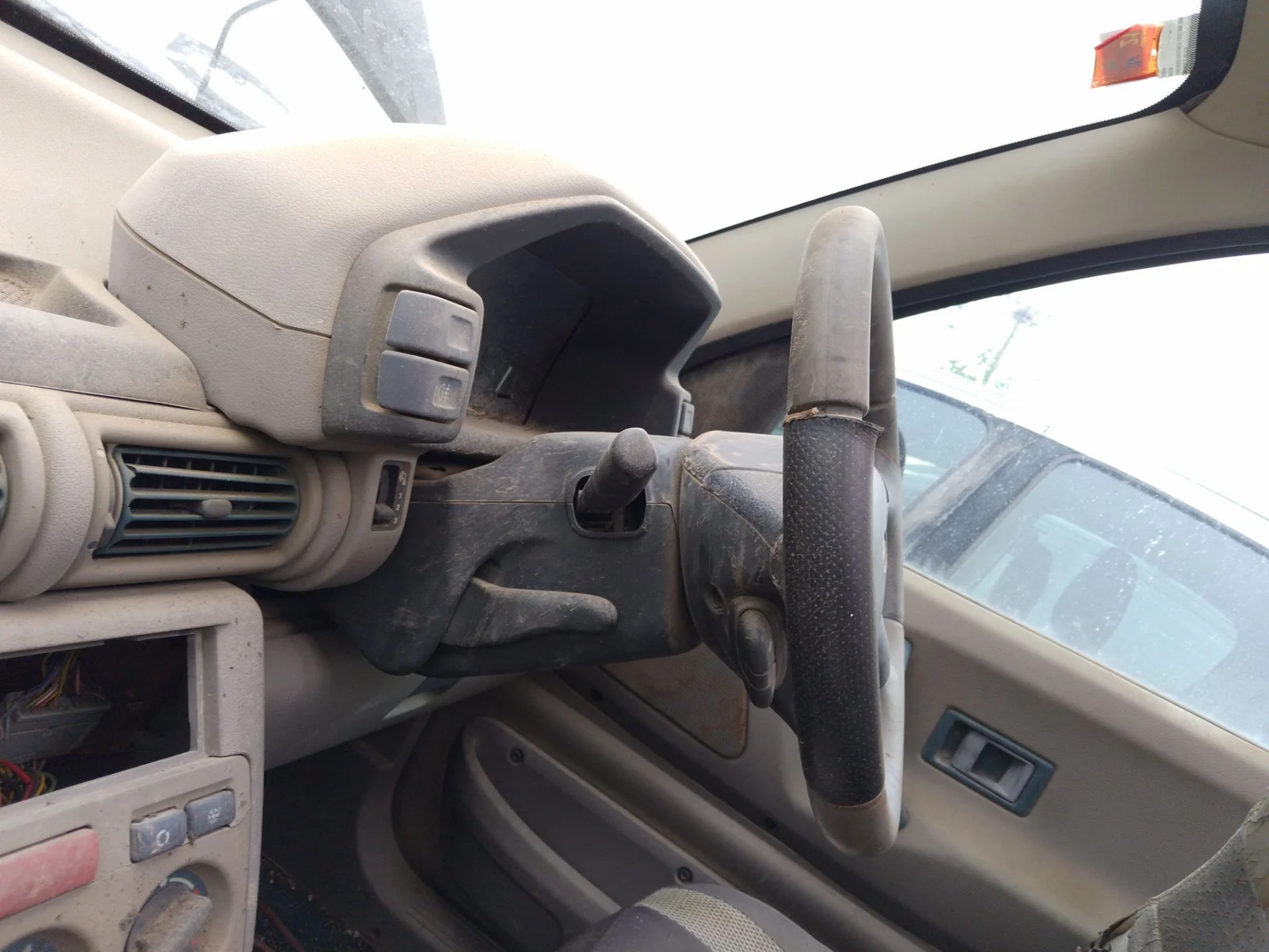 Foto de COLUMNA DIRECCION LAND ROVER FREELANDER (LN) 2.0 Td4 CAT (112 CV / 82 KW)