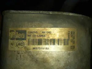 Foto de ENFRIADOR ACEITE MOTOR CITROEN XSARA BERLINA referencia 9637319180 foto 5