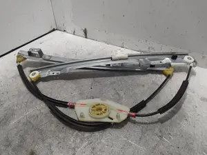Foto de ELEVALUNAS DELANTERO DERECHO CITROEN C4 PICASSO 1.6 HDi FAP (112 CV / 82 KW) referencia 9682495580 foto 1