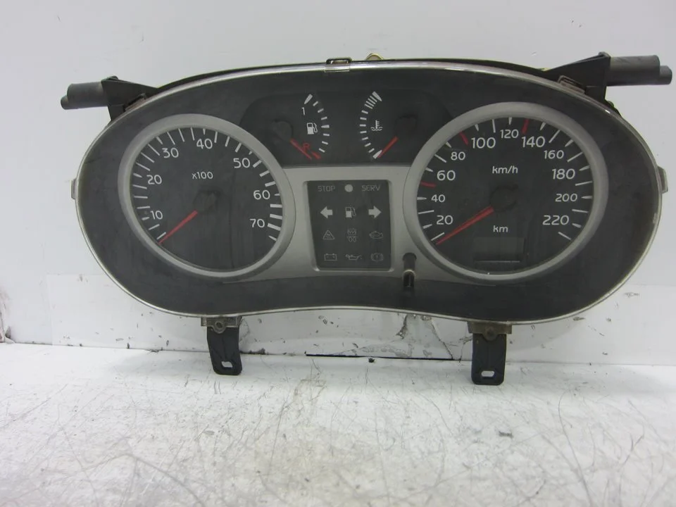Foto de CUADRO INSTRUMENTOS RENAULT CLIO II FASE II (B/CB0) 1.2 (75 CV / 55 KW) referencia P8200261102