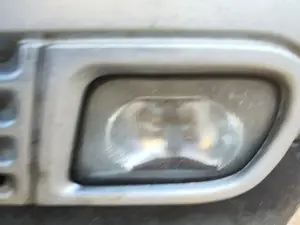 Foto de FARO ANTINIEBLA IZQUIERDO MERCEDES-BENZ CLASE E (BM 210) BERLINA 3.0 Turbodiesel CAT (177 CV / 130 KW)