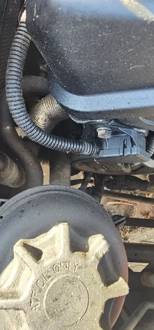 Foto de COMPRESOR AIRE ACONDICIONADO BMW SERIE 3 BERLINA (E90) 2.0 CAT (129 CV / 95 KW)