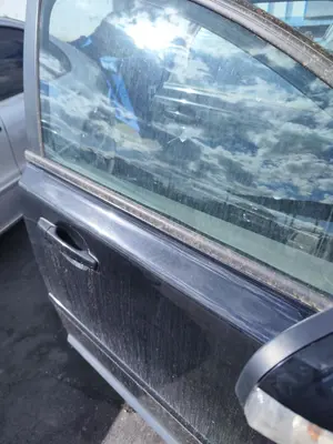 Foto de LUNA DELANTERA DERECHA VOLVO V50 FAMILIAR 2.0 Diesel CAT (136 CV / 100 KW) referencia 30779422