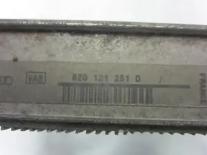Foto de RADIADOR AGUA AUDI A2 (8Z) 1.4 16V (75 CV / 55 KW) referencia 8Z0121251D foto 4