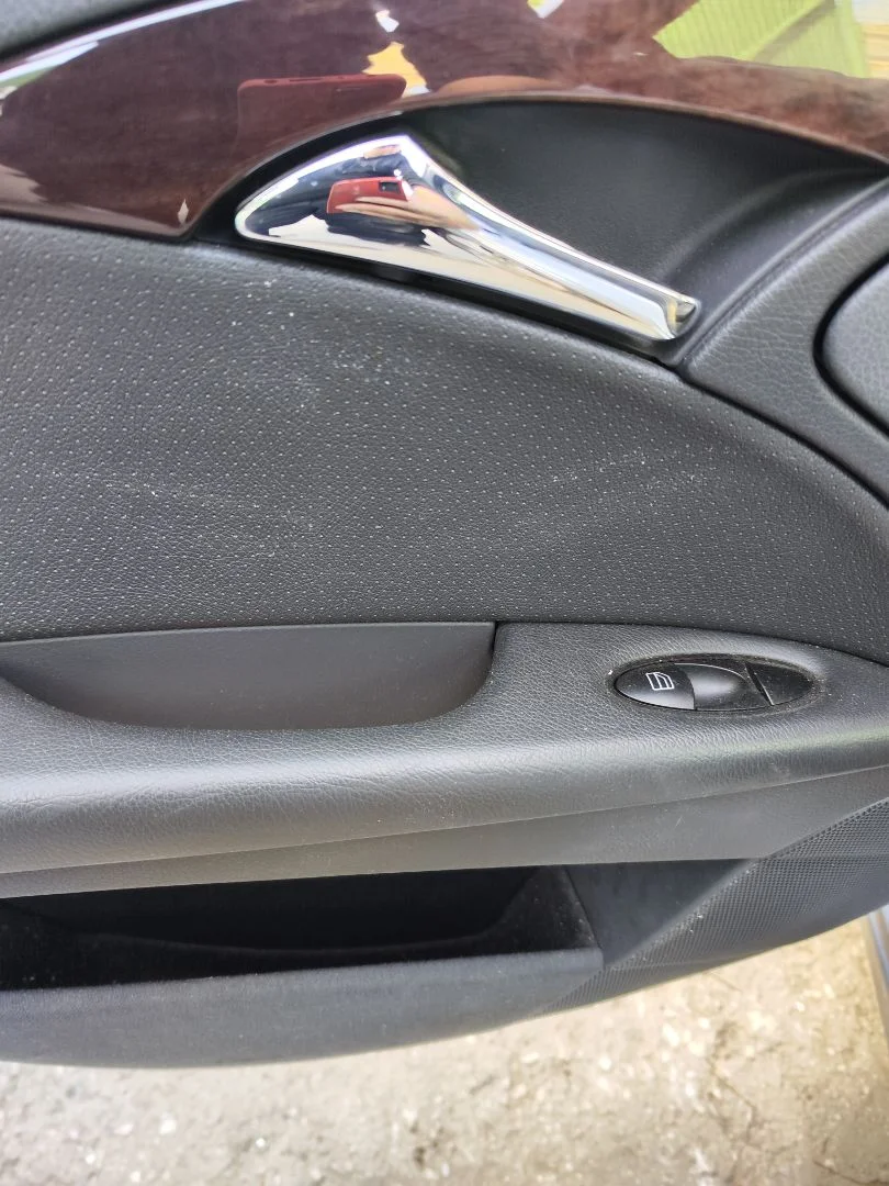 Foto de MANETA INTERIOR TRASERA IZQUIERDA MERCEDES-BENZ CLASE E (BM 211) BERLINA 3.0 CDI CAT (190 CV / 140 KW)