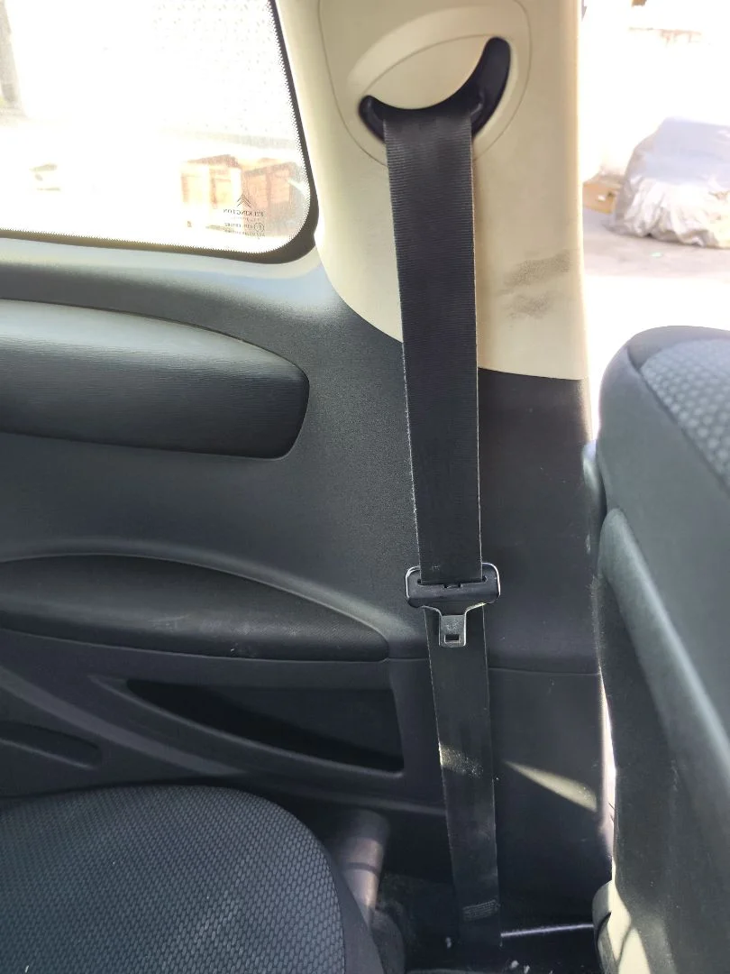 Foto de CINTURON SEGURIDAD DELANTERO IZQUIERDO CITROEN C4 COUPE 1.4 16V (88 CV / 65 KW)