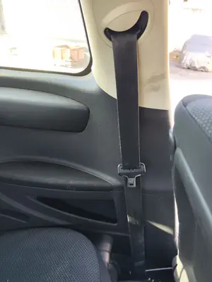 Foto de CINTURON SEGURIDAD DELANTERO IZQUIERDO CITROEN C4 COUPE 1.4 16V (88 CV / 65 KW)