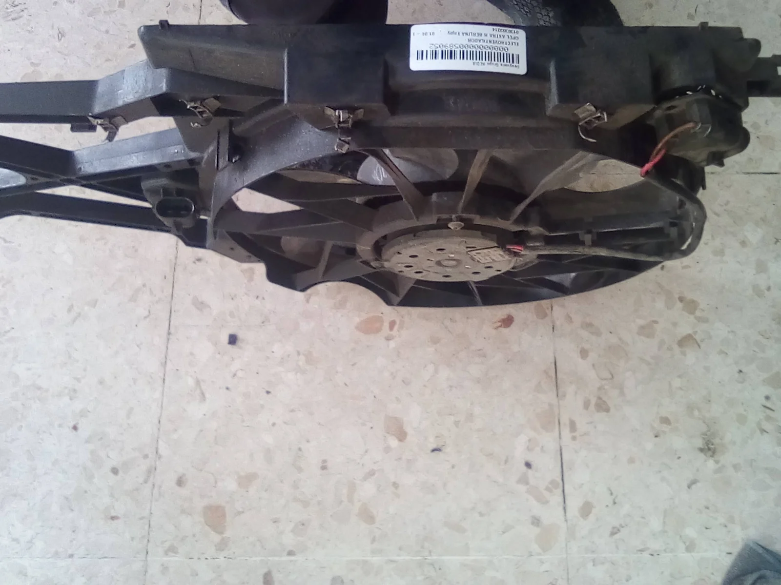 Foto de ELECTROVENTILADOR OPEL ASTRA H BERLINA referencia 0130303314