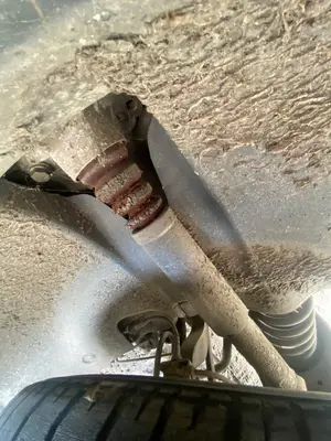 Foto de BRAZO SUSPENSION TRASERO IZQUIERDO VOLKSWAGEN TOURAN (1T3) 1.6 TDI DPF (105 CV / 77 KW)