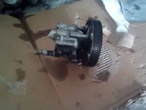 Foto de BOMBA DIRECCION CITROEN C5 BERLINA 2.0 HDi CAT (RHZ / DW10ATED) (107 CV / 79 KW) referencia 9636086680 foto 3
