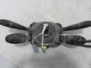 Foto de MANDO MULTIFUNCION PEUGEOT EXPERT FURGÓN 1.6 HDi FAP (90 CV / 66 KW) referencia 12276511 foto 8