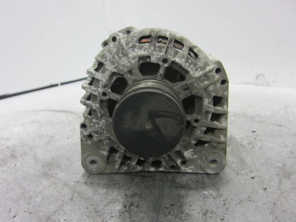 Foto de ALTERNADOR RENAULT KANGOO I (F/KC0) referencia 8200537415B