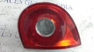 Foto de PILOTO TRASERO DERECHO INTERIOR VOLKSWAGEN GOLF PLUS V (5M1) referencia 1K6945094J