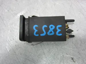 Foto de INTERRUPTOR AUDI A3 (8L) 1.9 TDI (90 CV / 66 KW) referencia 8L0941503A foto 2
