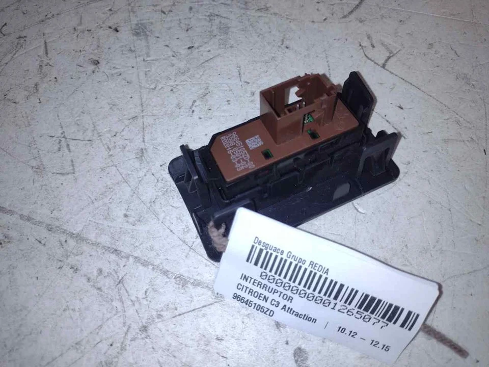 Foto de INTERRUPTOR CITROEN C3 1.0 VTi (68 CV / 50 KW) referencia 96645105ZD