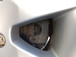 Foto de PINZA DE FRENO TRASERA IZQUIERDA BMW SERIE 3 COMPACTO (E46) 2.0 16V Diesel CAT (150 CV / 110 KW)