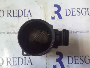 Foto de CAUDALIMETRO RENAULT MEGANE II BERLINA 5P referencia 7700109812