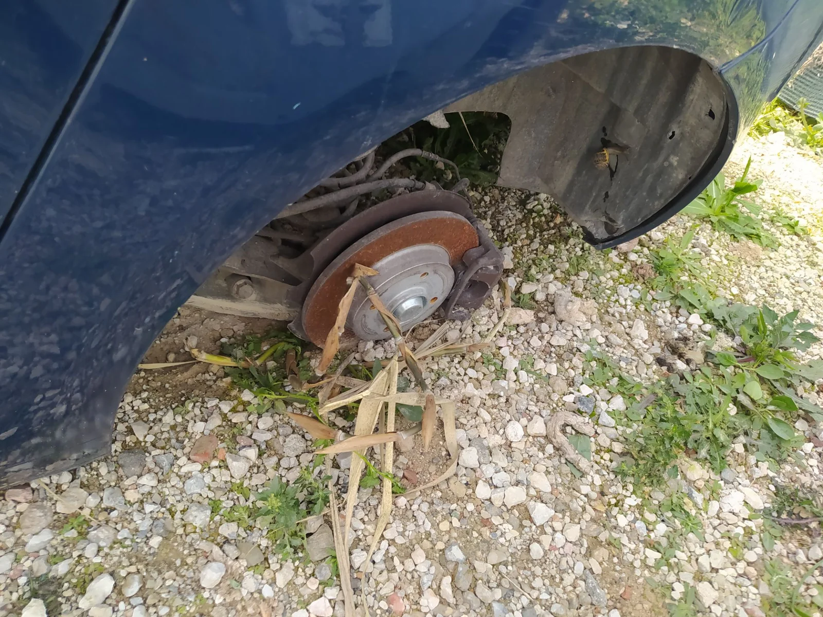 Foto de PASO RUEDA TRASERO IZQUIERDO CITROEN C4 PICASSO 2.0 HDi FAP (150 CV / 110 KW) referencia 8529YJ