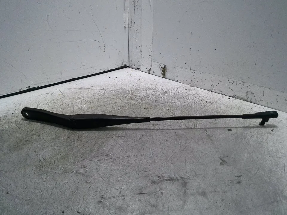 Foto de BRAZO LIMPIA DELANTERO DERECHO OPEL ASTRA H BERLINA 1.6 16V (105 CV / 77 KW) referencia 13111220