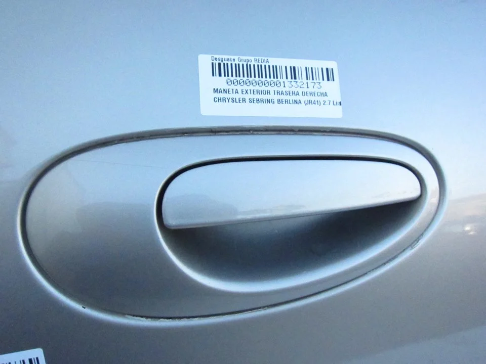 Foto de MANETA EXTERIOR TRASERA DERECHA CHRYSLER SEBRING JR 41 BERLINA 2.7 CAT (203 CV / 149 KW)