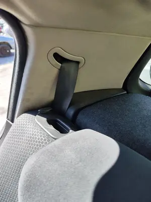 Foto de CINTURON SEGURIDAD TRASERO DERECHO RENAULT MEGANE II BERLINA 5P 1.5 dCi Diesel (101 CV / 74 KW)
