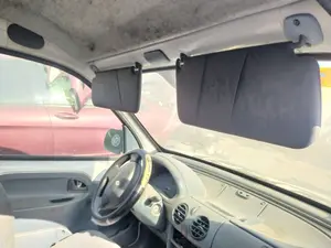 Foto de LUZ INTERIOR RENAULT KANGOO I (F/KC0) 1.5 dCi Diesel (82 CV / 60 KW)