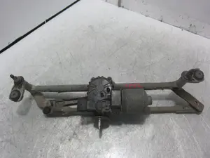 Foto de MOTOR LIMPIA DELANTERO SEAT IBIZA BERLINA (6J5) 1.9 TDI (105 CV / 77 KW) referencia 6R1955119 foto 1