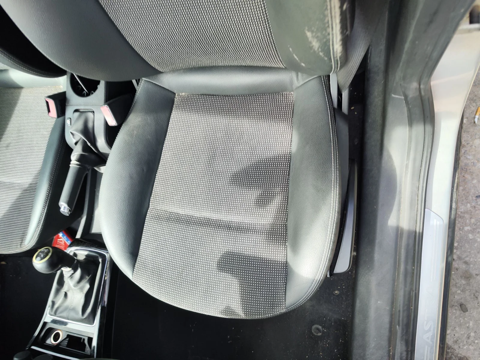 Foto de ASIENTO DELANTERO IZQUIERDO OPEL ASTRA H BERLINA 1.7 16V CDTI (110 CV / 81 KW)