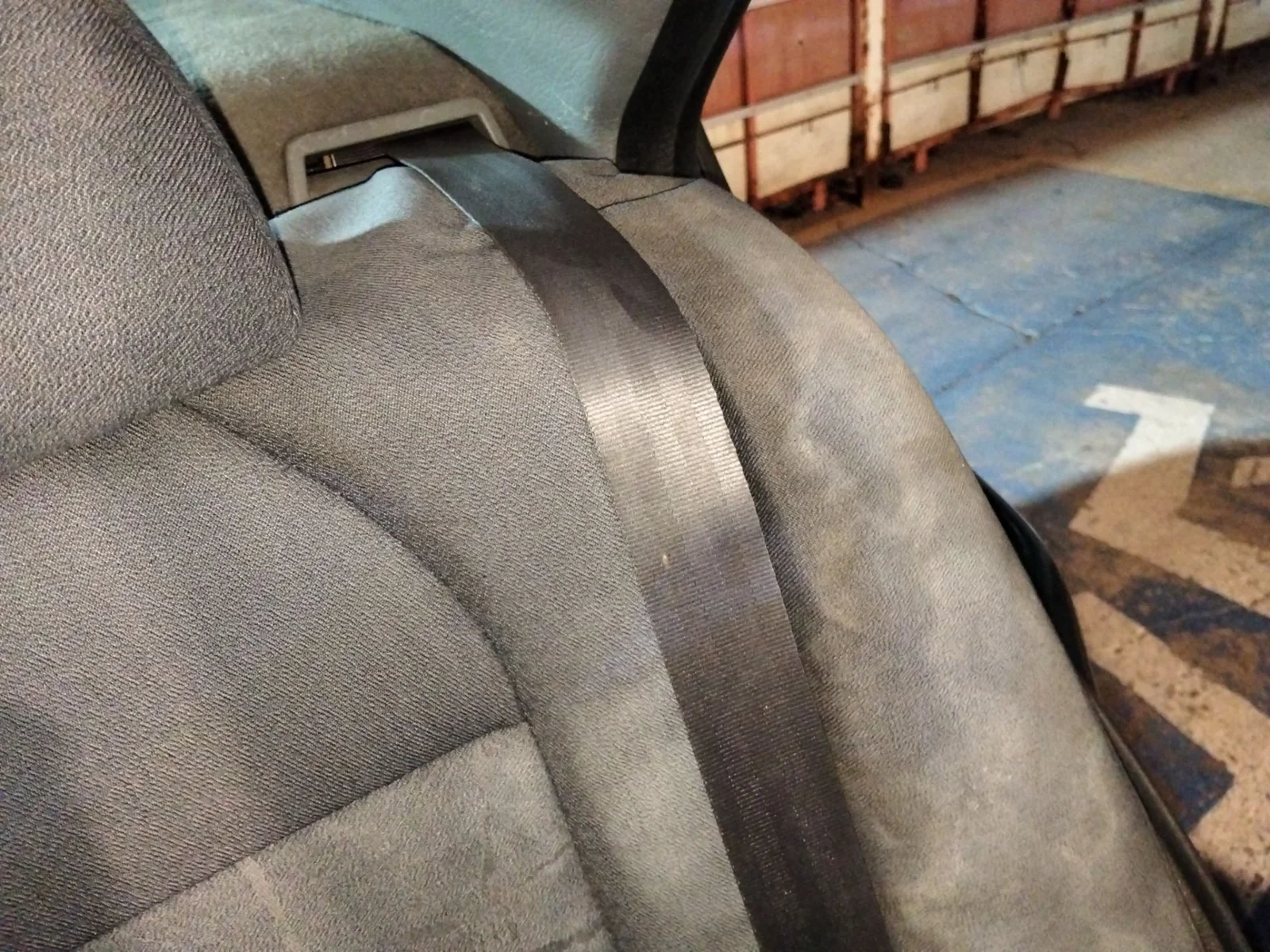 Foto de CINTURON SEGURIDAD TRASERO DERECHO PEUGEOT 406 BERLINA (S1/S2) 2.0 HDi CAT (90 CV / 66 KW)